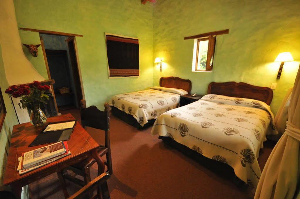 Las Palmeras Inn Otavalo Luaran gambar